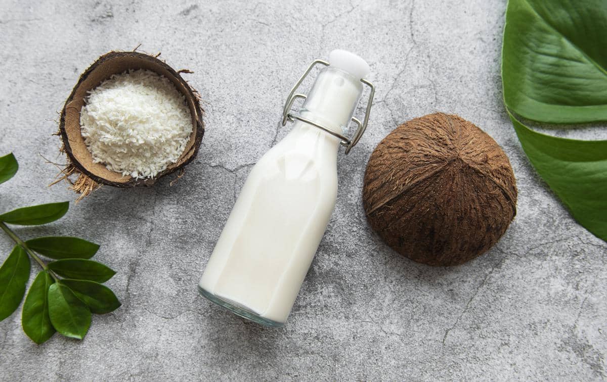 Apakah Minum Santan saat Hamil Membuat Bayi Lahir Putih?