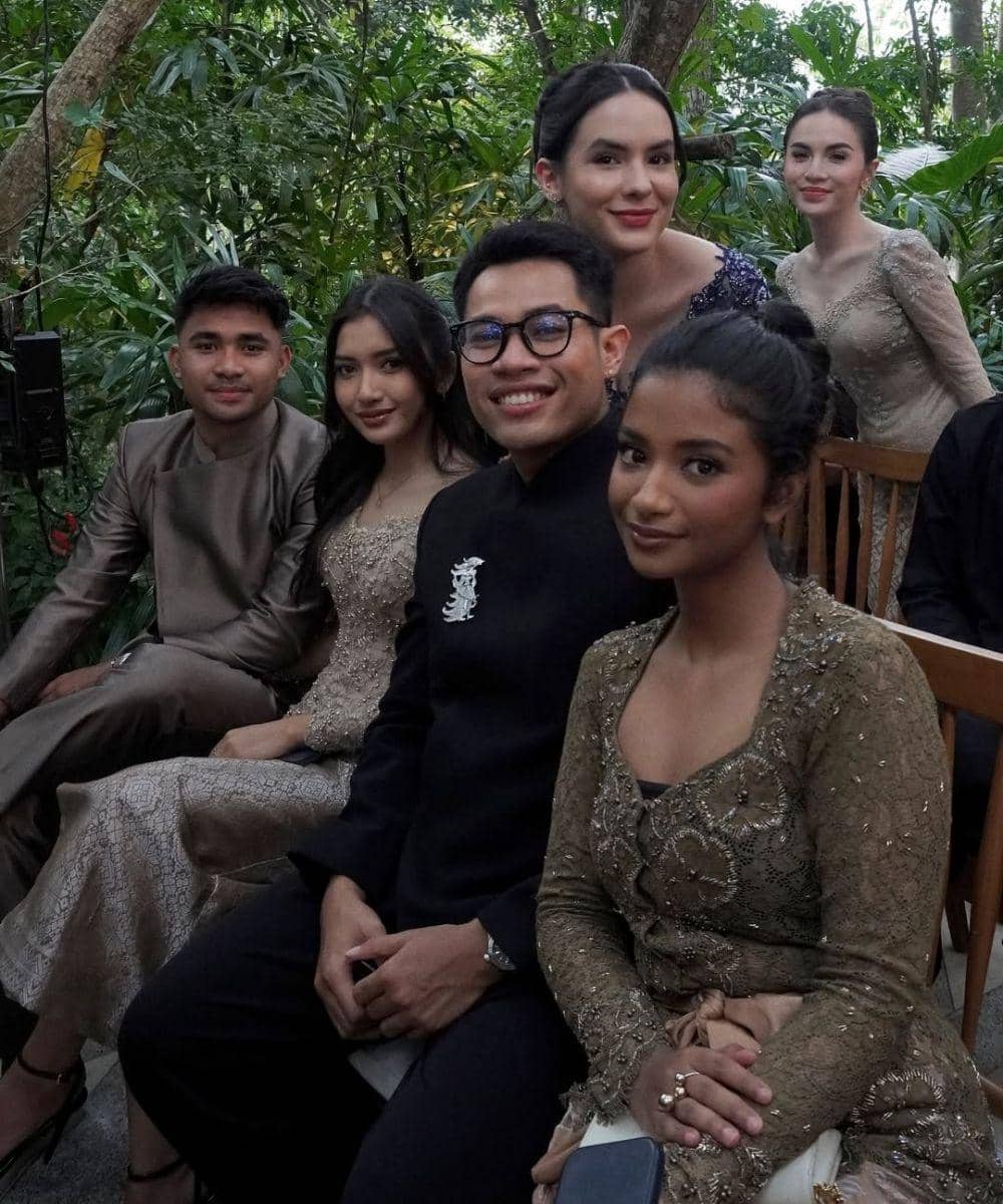 Ini Gaya Anggun para Tamu di Pernikahan Jennifer Coppen & Justin Hubner 5.jpg
