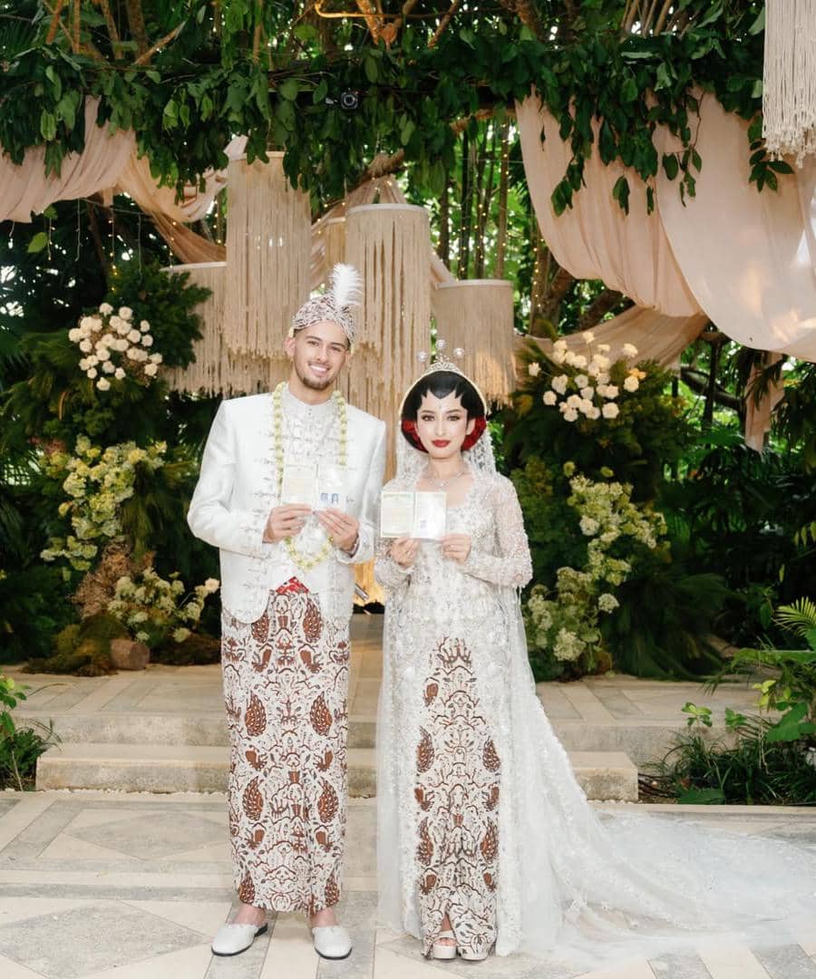 akad nikah jennifer coppen