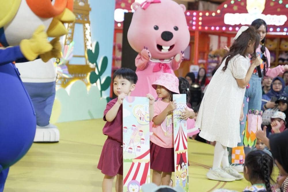 Keseruan Pororo Carnival di Kota Kasablanka