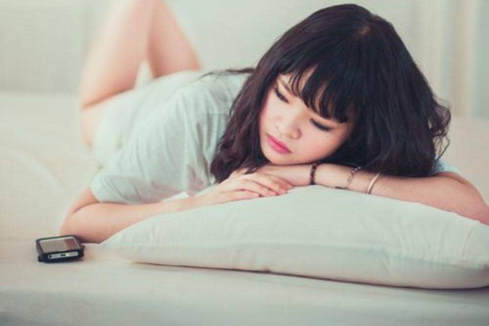 7 Cara Mengatasi Perut Kekenyangan  