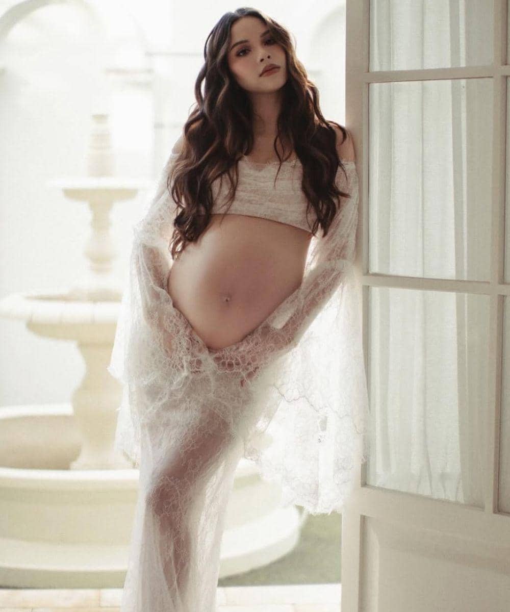 Foto Alyssa Daguise saat hamil yang bisa jadi inspirasi