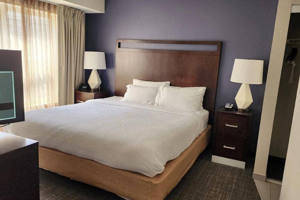 Hotel Dekat Stadion Boston Amerika Serikat