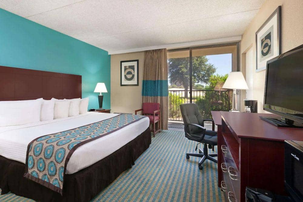 Hotel Dekat Stadion Dallas Amerika Serikat (5)