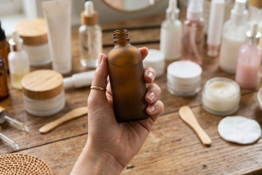 Kandungan skincare yang aman untuk ibu hamil agar bebas jerawat dan flek hitam