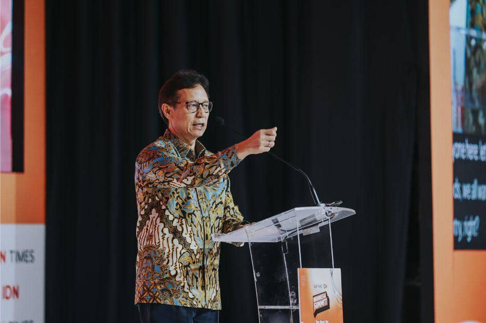 Budi Gunadi Sadikin Dorong Optimisme Generasi Muda di Indonesia Summit 2026.jpg