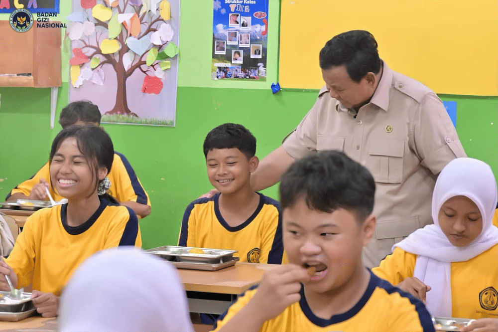 Presiden Prabowo survei mbg