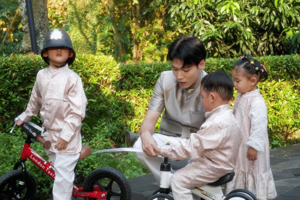 Daehoon dan ketiga anaknya 