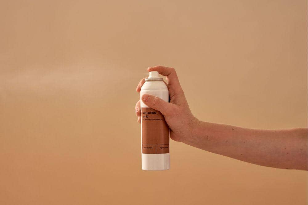 Sunscreen mist atau semprot disarankan untuk anak yang miliki banyak aktivitas di luar ruangan