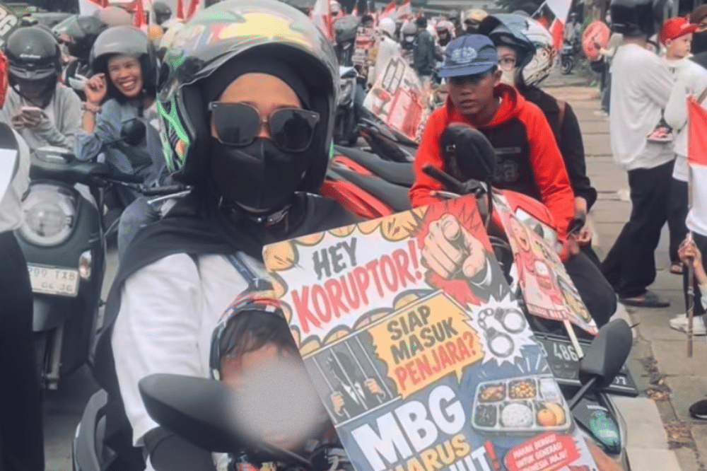 Anak anak berdemo 
