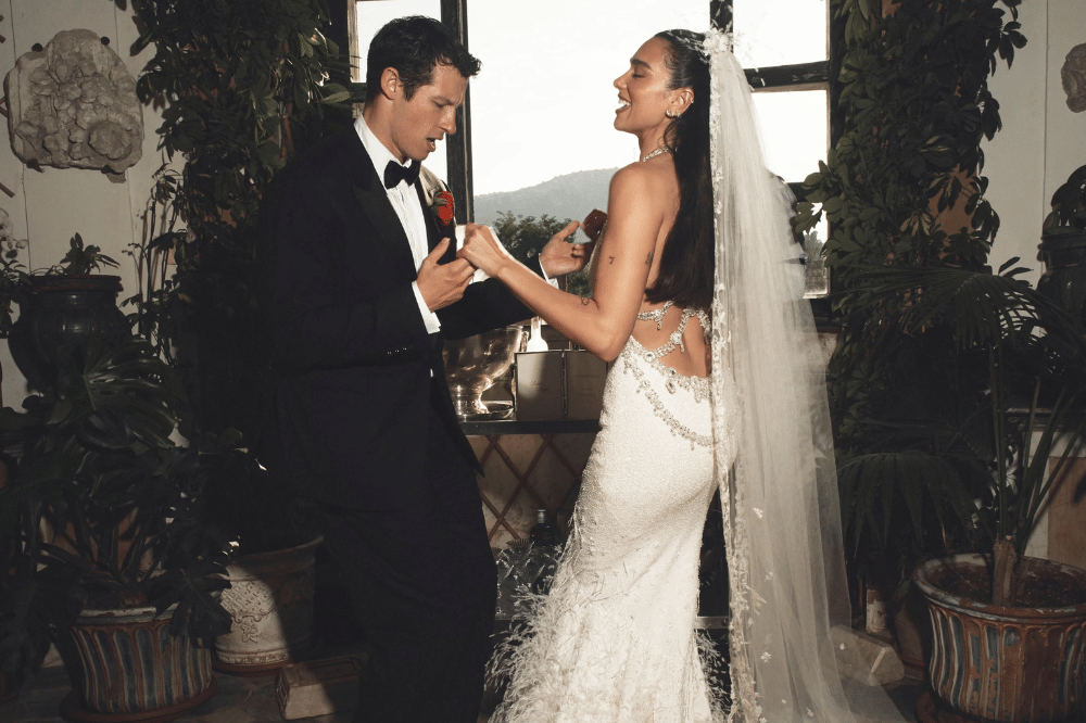 Fakta Resepsi Dua Lipa dan Callum Turner