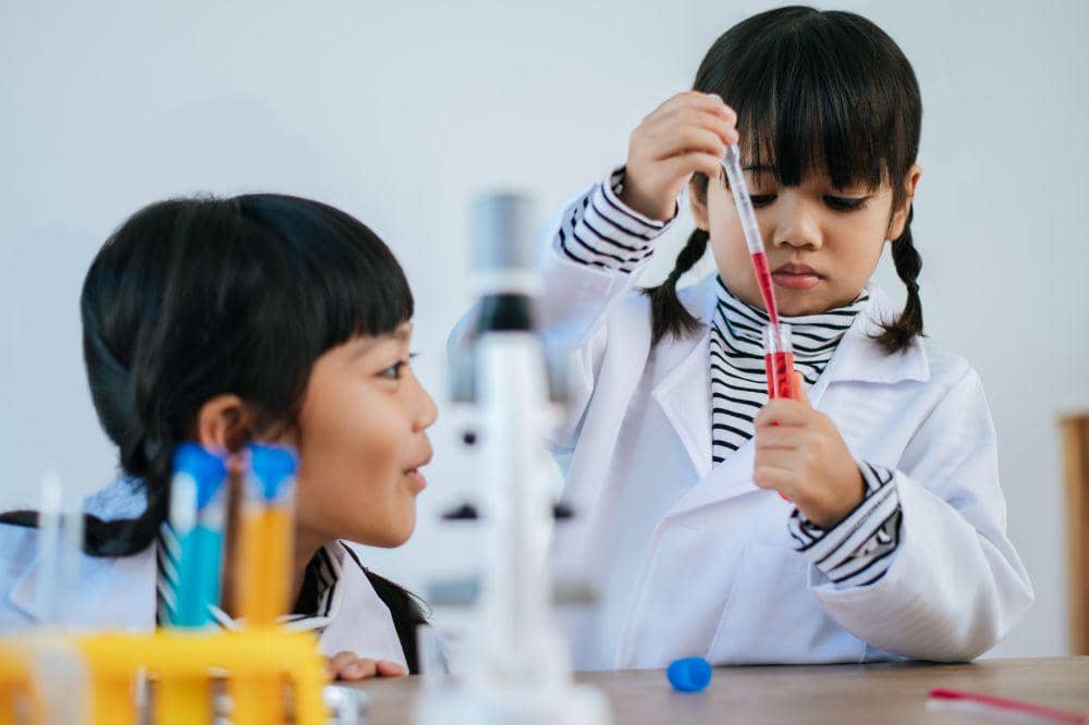 eksperimen sains