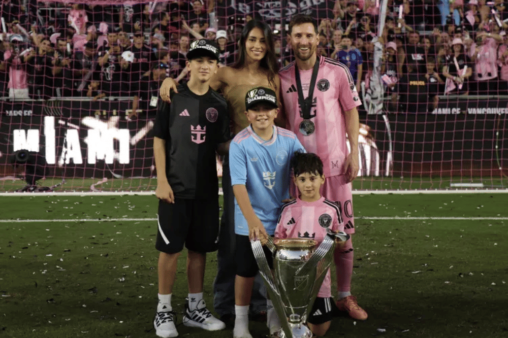 Pelajaran Cinta dari Messi dan Antonela Roccuzzo