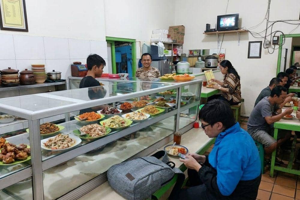 Asal Usul Warteg
