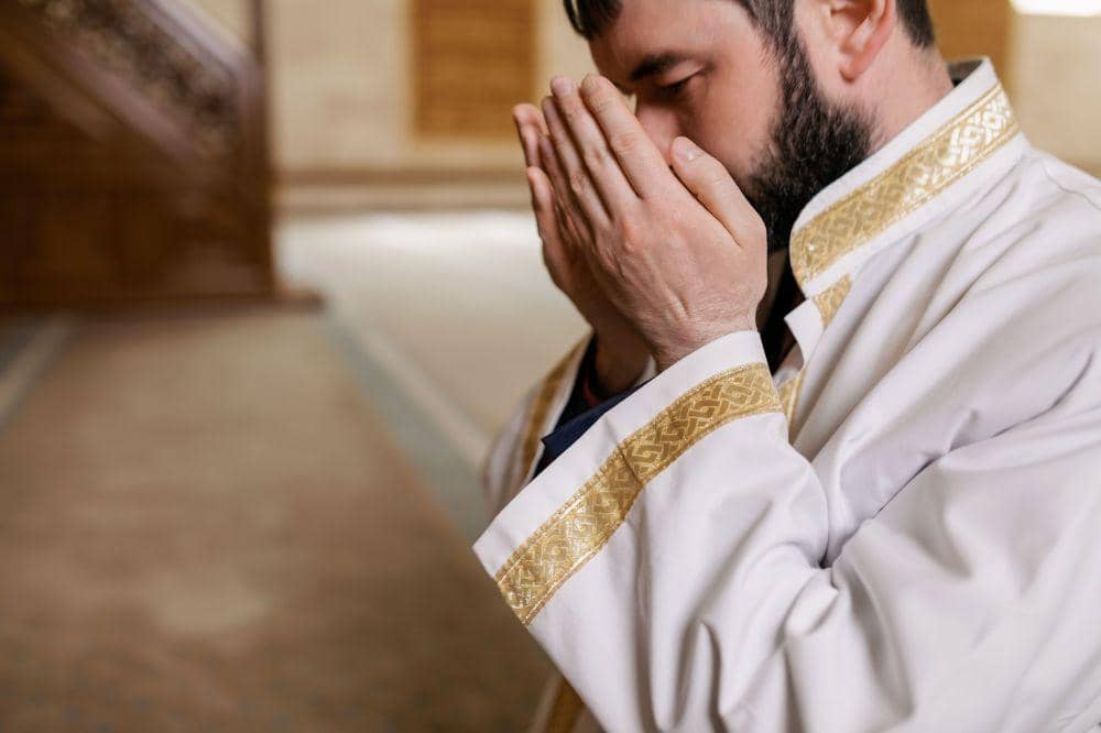 Penyebab Doa Sulit Dikabulkan Menurut Ajaran Agama Islam 