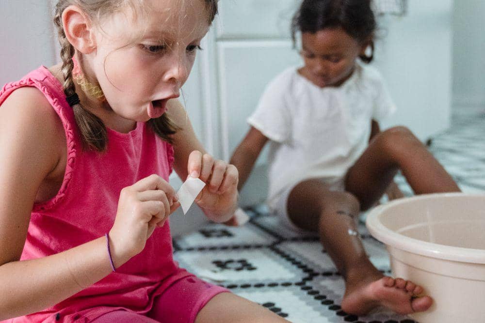 Bukan hanya kesehatan fisik, perkembangan emosional anak juga bisa terdampak