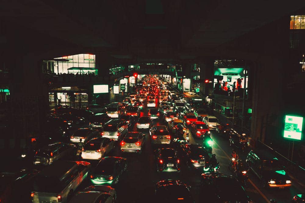 Apa Itu Phantom Traffic? Fenomena Kemacetan yang Misterius