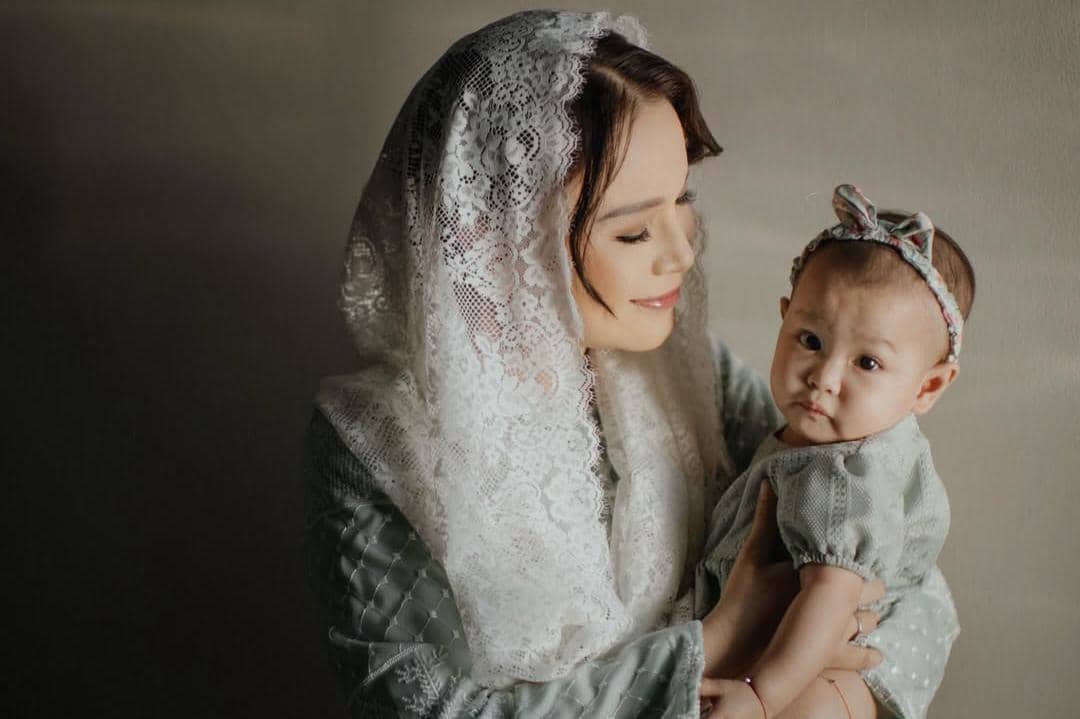 fakta keluarga Rossa 