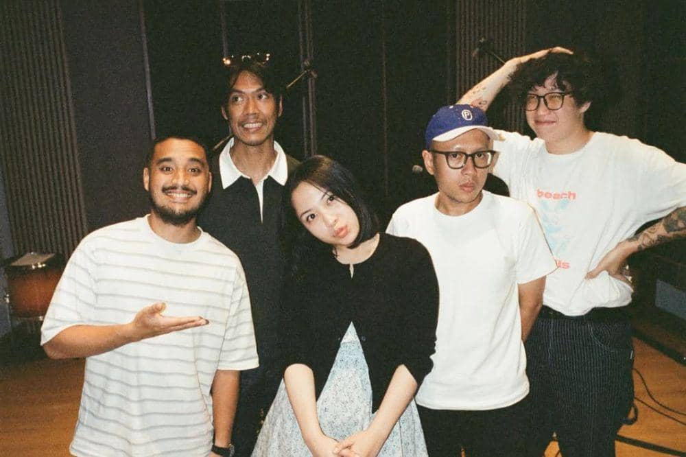 Berawal dari Ajakan Manggung, Bernadya Ajak Perunggu di Album Terbaru