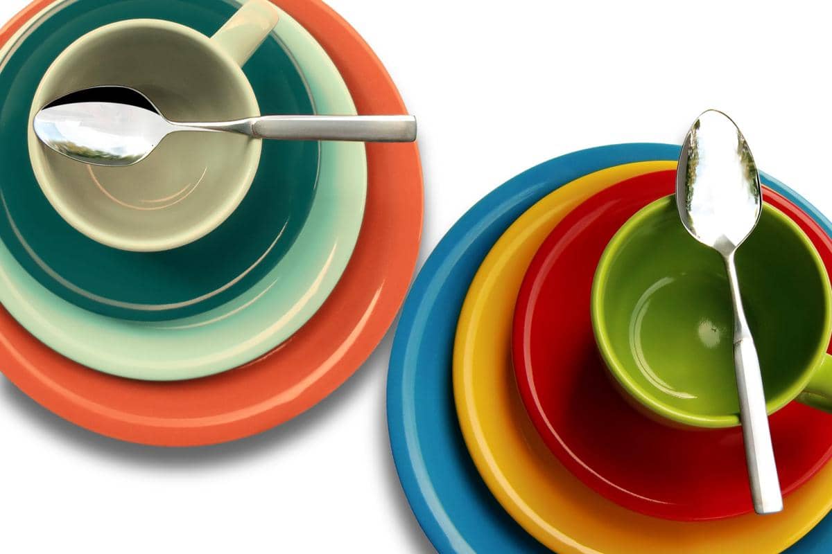 Kurang menjaga kebersihan alat makan dan tangan anak