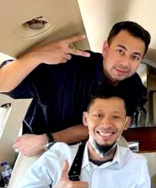 Kedekatan Mufli Budi Ananda dan Raffi Ahmad 