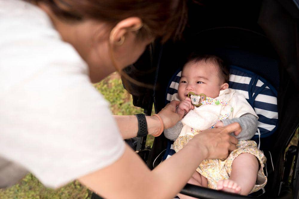 Perbedaan gumoh, refluks, dan GERD pada bayi