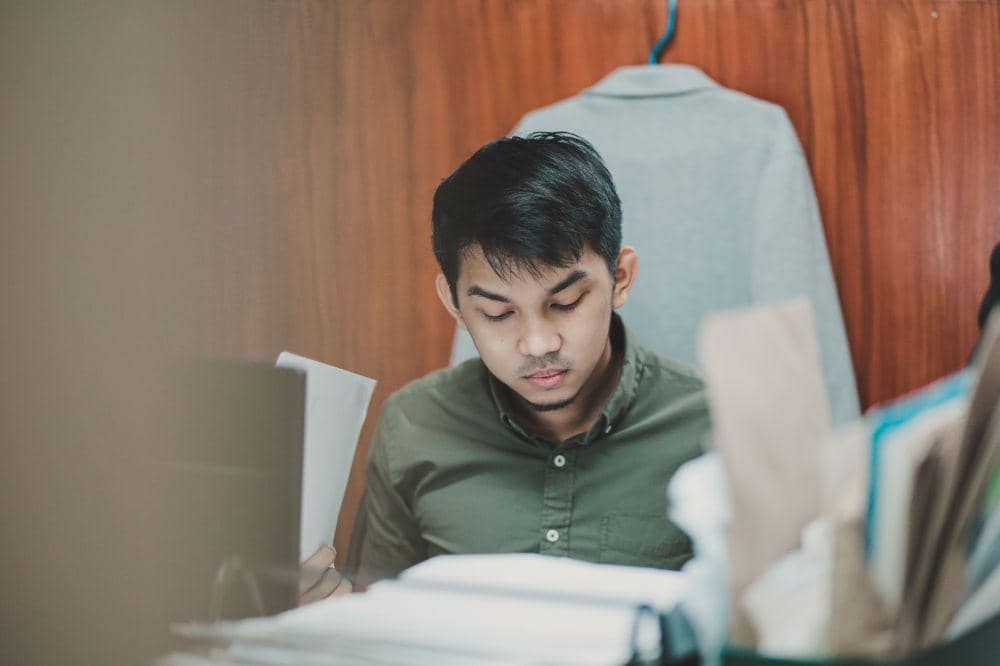 6 Kebiasaan yang Bikin Sulit Konsentrasi Kerja