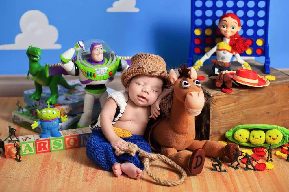 Tidur ditemani Bullseye si kuda kesayangan Woody