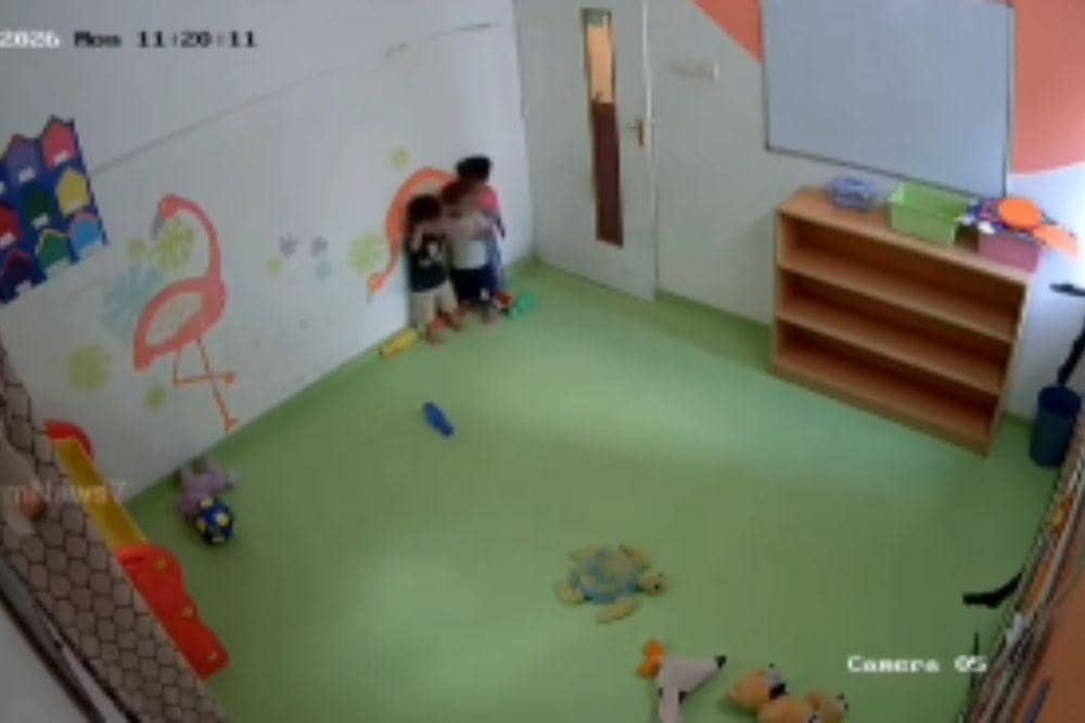 Balita 23 bulan diserang temannya di daycare