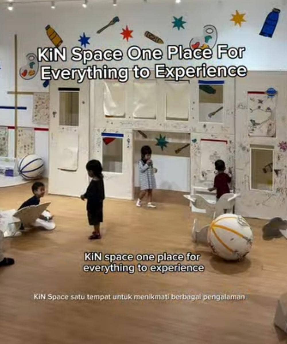 KiN Space