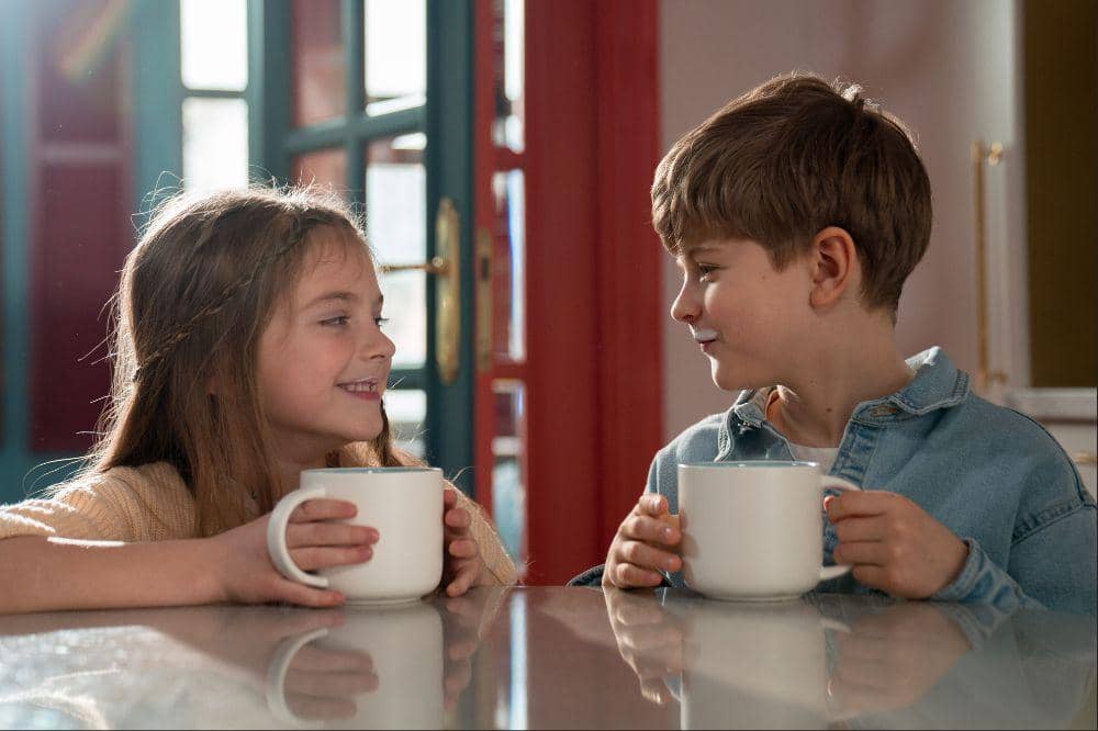 Pola hidup sehat yang harus diajarkan pada anak adalah batasan minuman teh atau manis lainnya