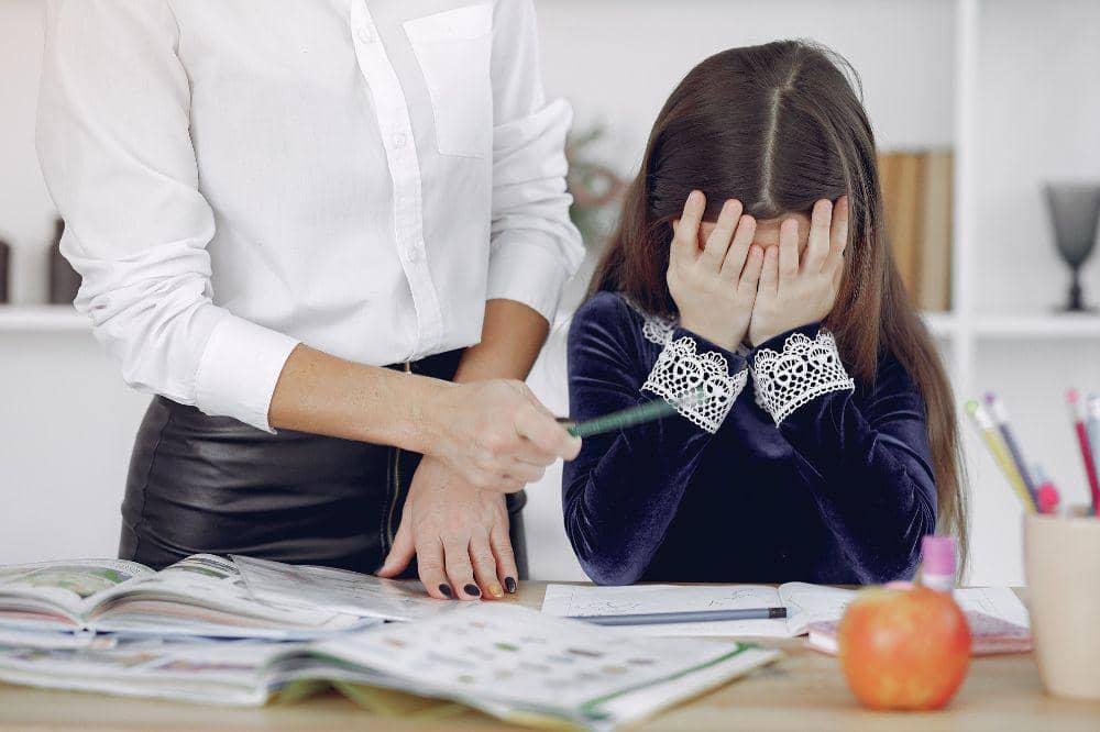 Dampak kurang aktivitas pada anak adalah penurunan akademik anak