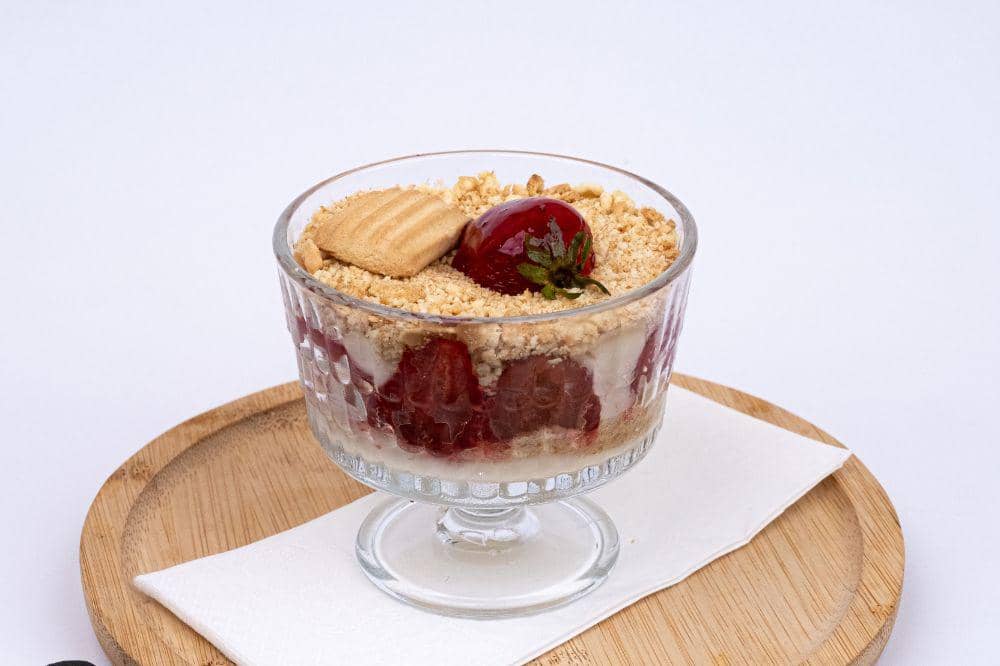 Resep olahan buah stroberi strawberry dessert box