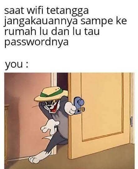8 Meme Emak-Emak Kalau WiFi Mati, Tingkahnya Bikin Ngakak!