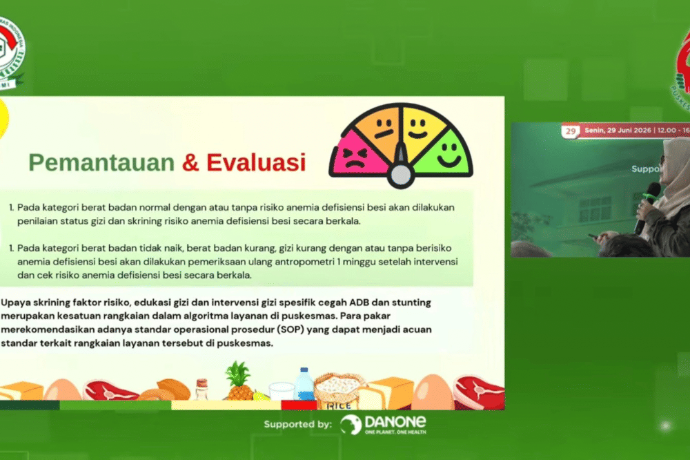 Narasumber memaparkan program puskesmas  