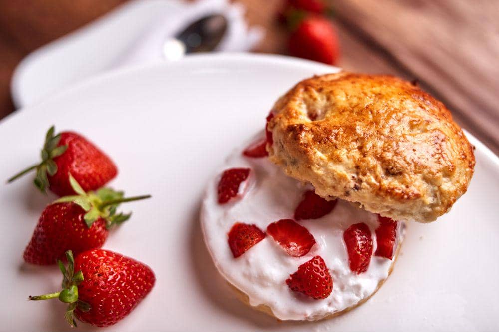 Resep olahan buah stroberi roti panggang stroberi dan cream cheese
