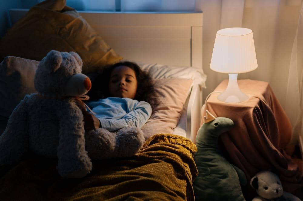 10 Penyebab Anak sering Bangun Tengah Malam, yang Wajib Mama Tahu