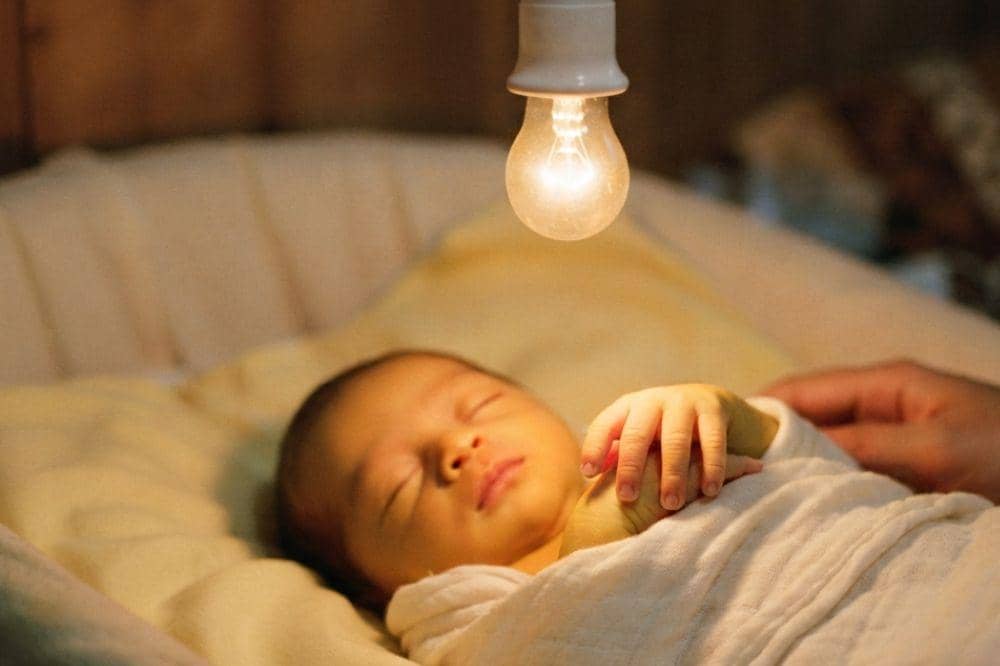 Lampu biasa tidak bisa menurunkan kadar bilirubin