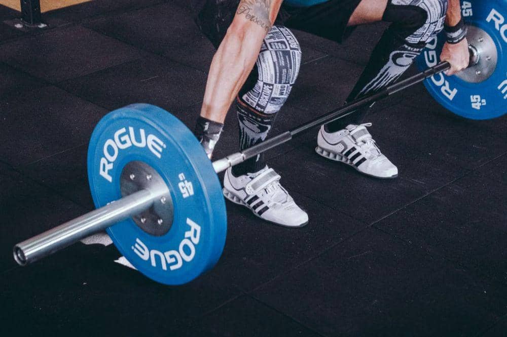 Lakukan latihan beban