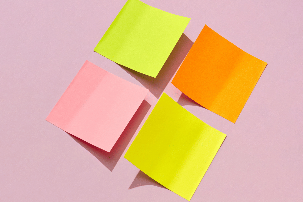 Sticky notes atau memo pad