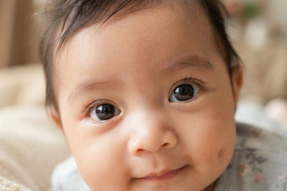 Hal yang perlu diketahui tentang penglihatan bayi