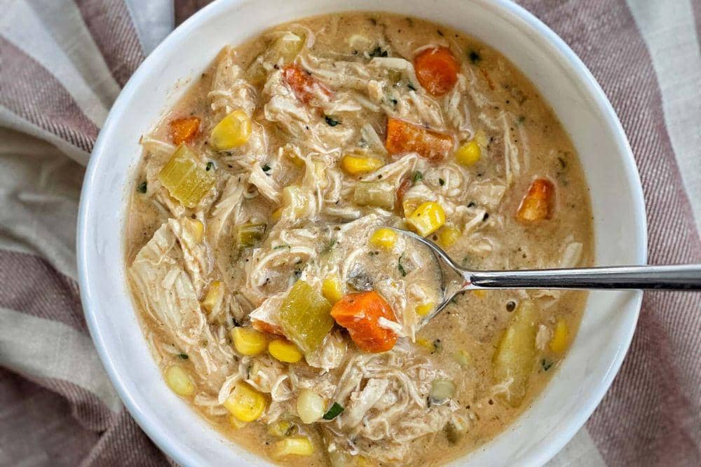 Resep Creamy Chicken Corn Soup yang Bikin Anak Lahap Makan