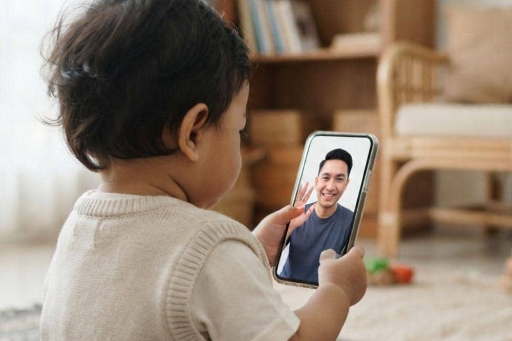 Video call bersama bayi bukan screen time