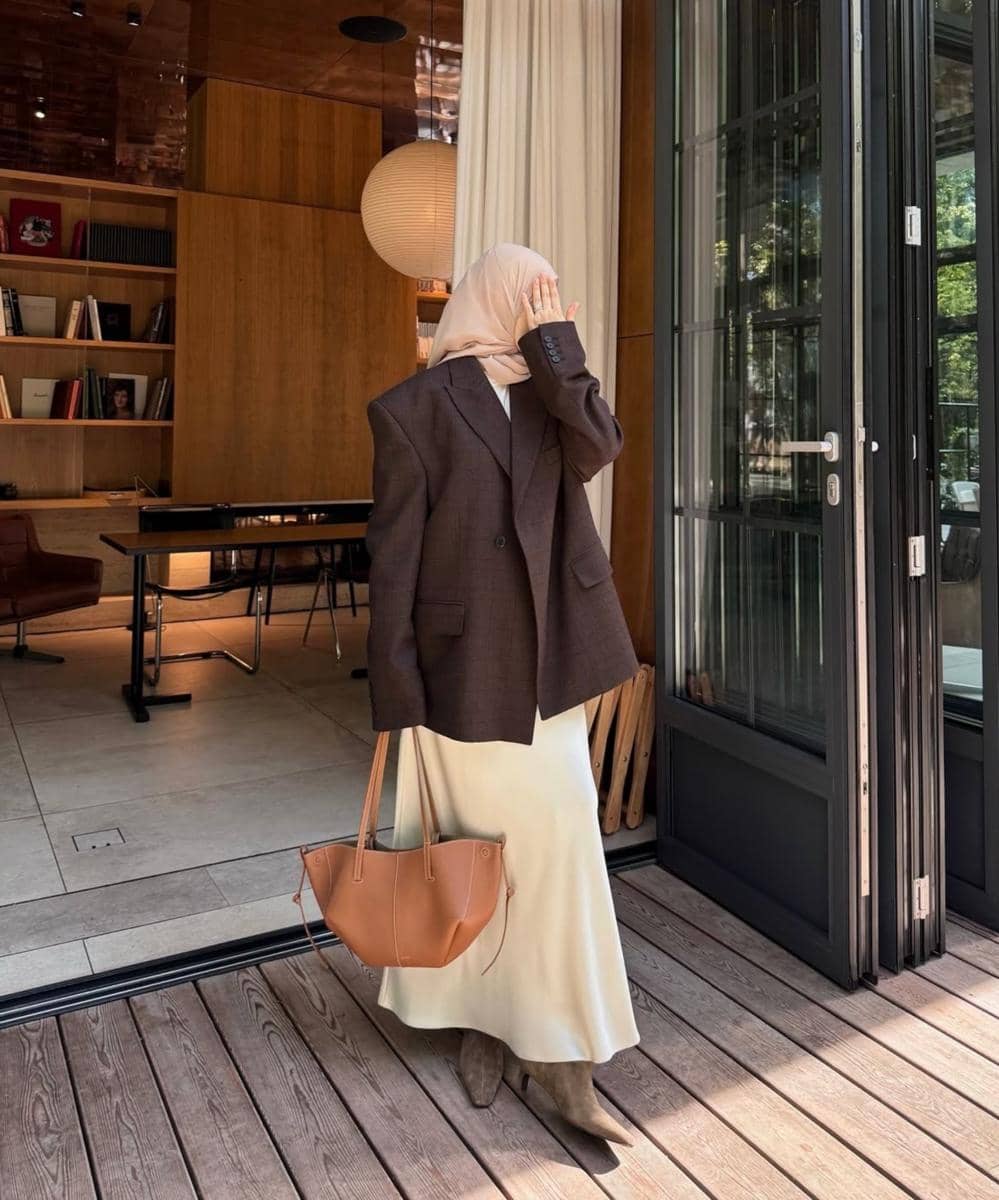 inspirasi hijab dengan baju oversized (6)