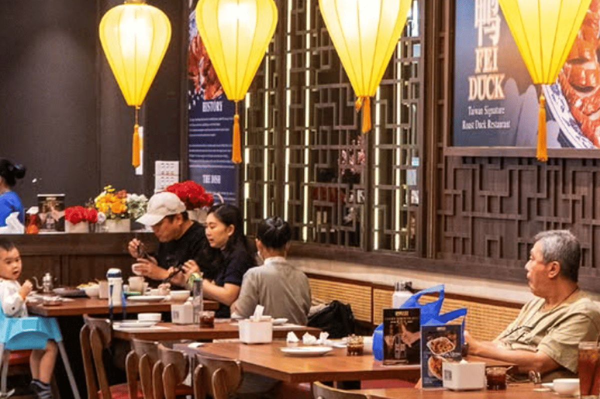 Tempat makan ramah anak di Lippo Mall Puri - Fei Duck
