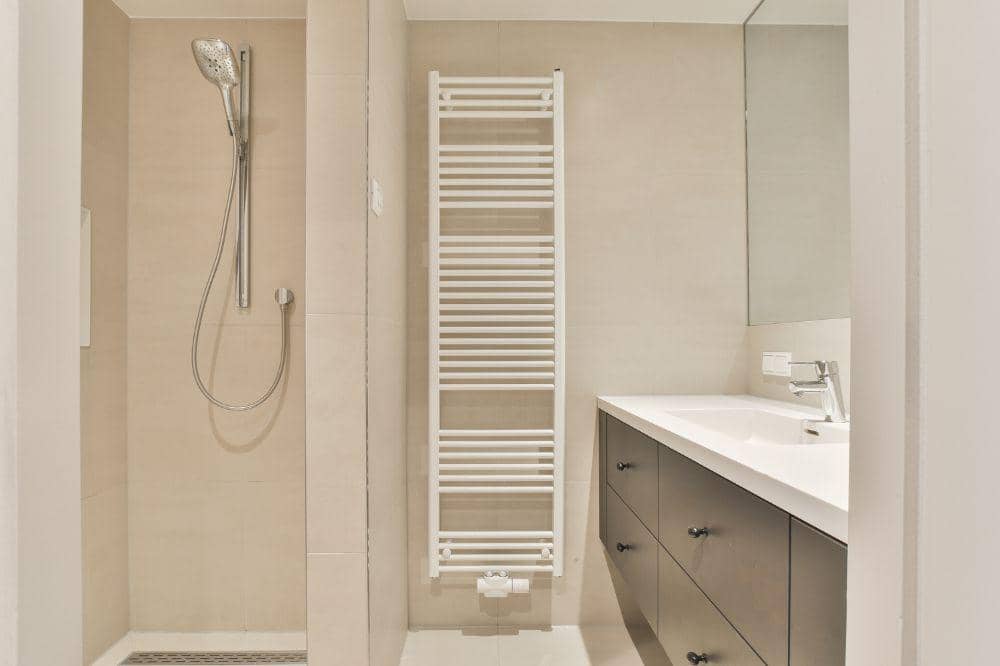 12 Desain Kamar Mandi Minimalis Sederhana