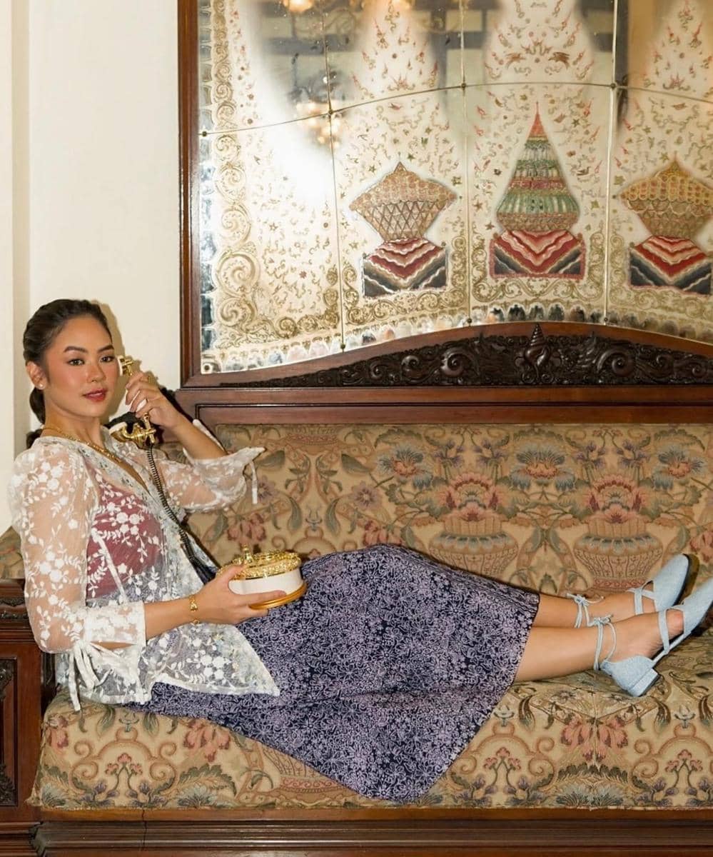 Inspirasi berkebaya ala Rania Yamin, bikin look berbeda (2)