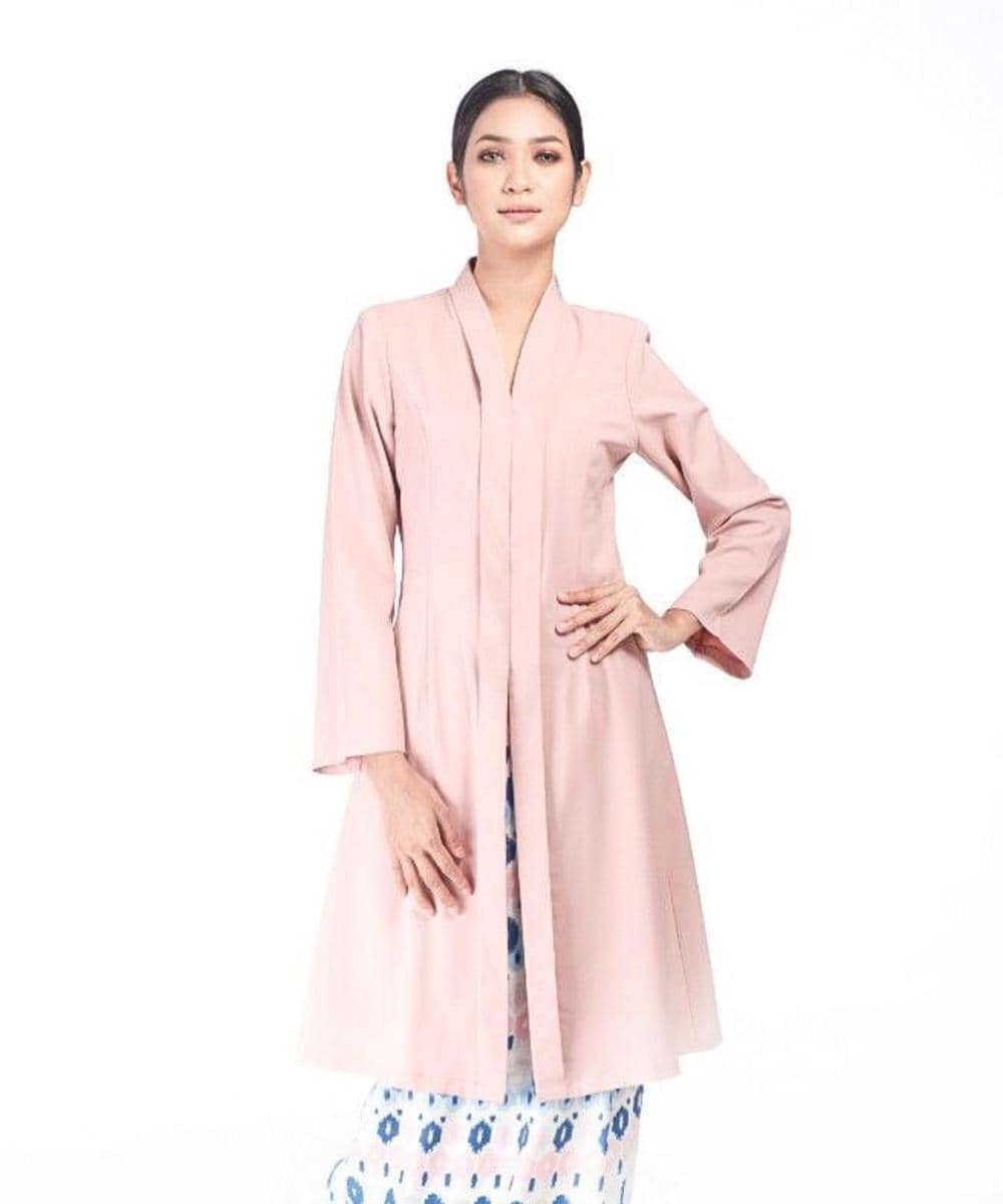 Asal-usul dan jenis kebaya di Indonesia (7)