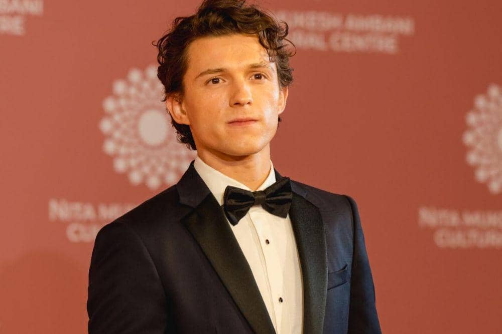7 Daftar Kekayaan Tom Holland, Penghasilan Tidak Hanya dari Akting