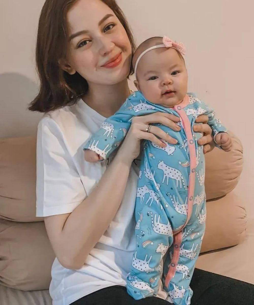 kimberly rider melahirkan aisyah moonlight akbar